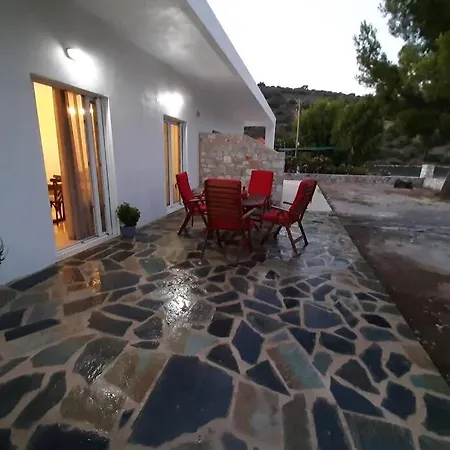 σπίτι μπροστά στη θάλασσα Σπίτι διακοπών Γύθειο